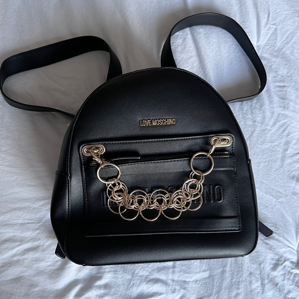Love Moschino backpack black with gold chain